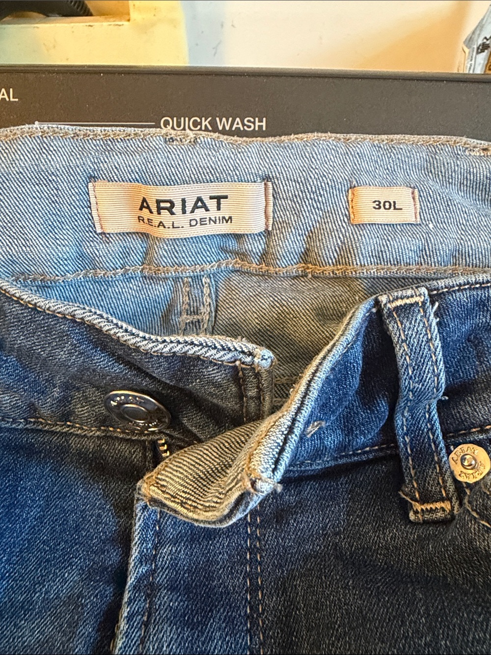 Ariat Women's Medium Blue Straight Leg Jeans